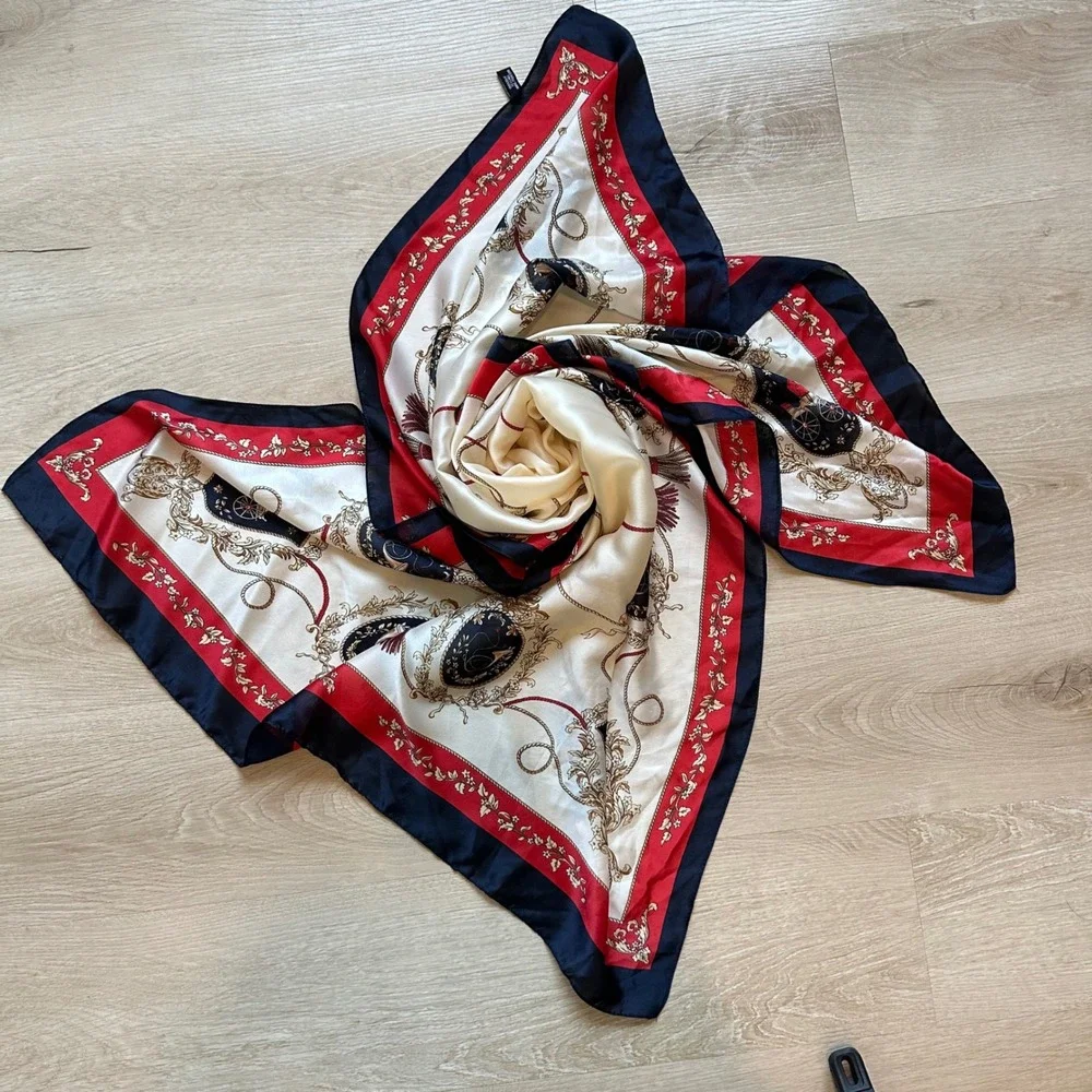 Elisabetta Foulard os brand